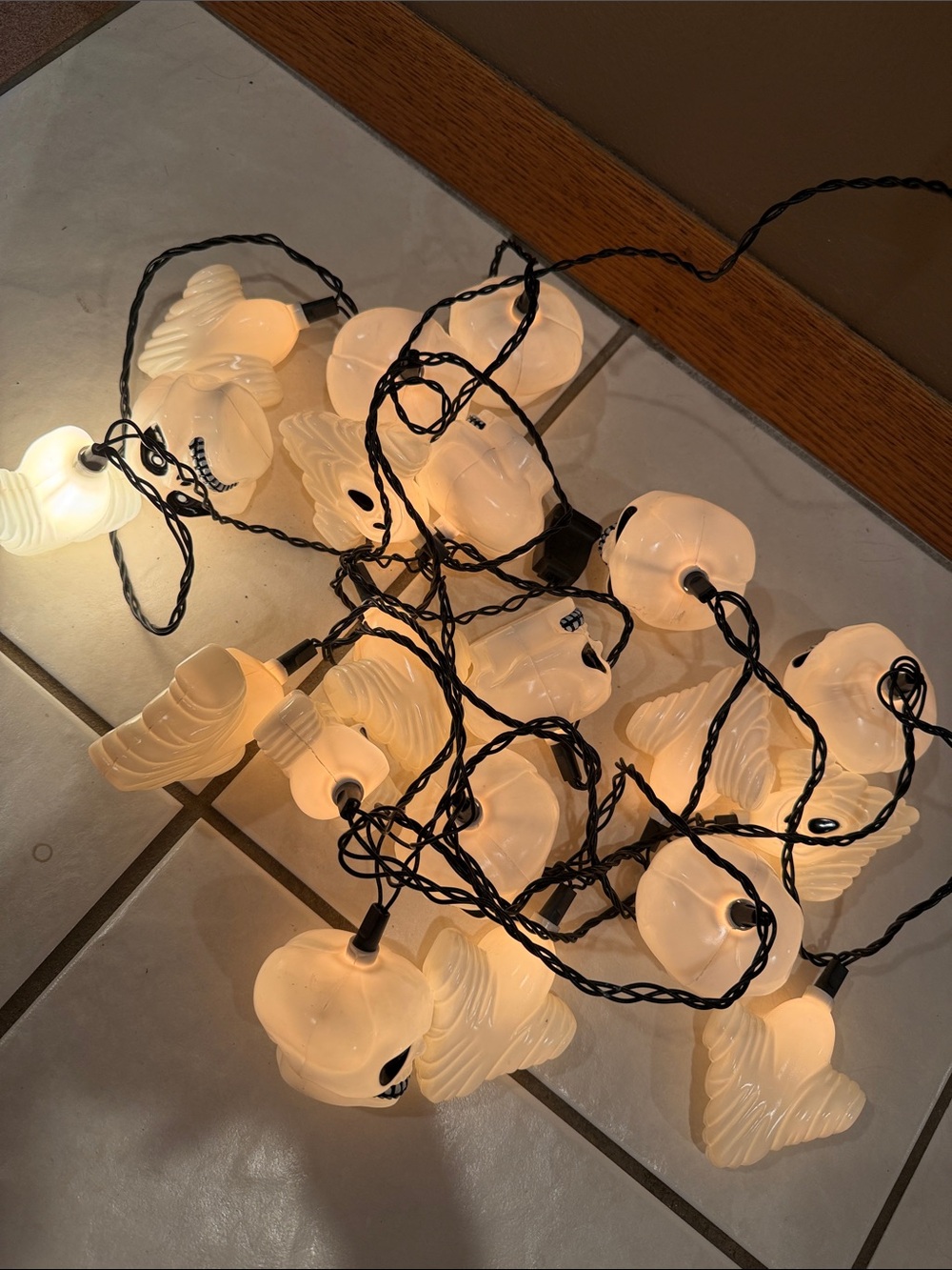 Vtg Blow Mold Skulls & Ghosts Halloween String Lights